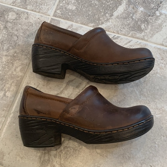 BOC Dark Brown Peggy Clogs - Picture 2 of 6